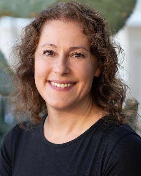 Speaker image